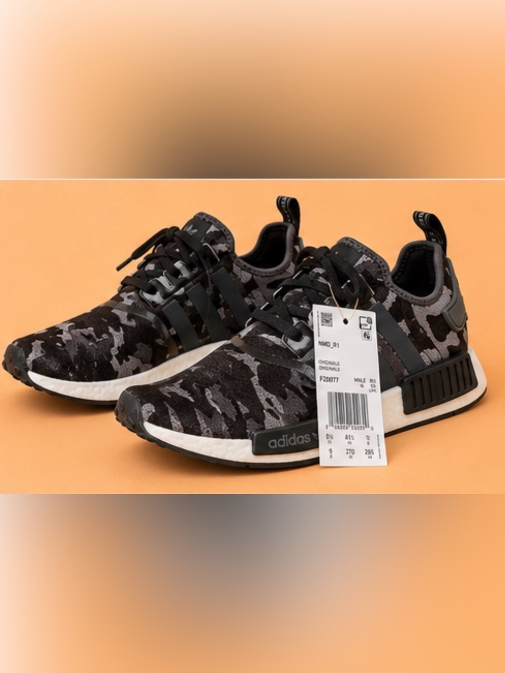 ADIDAS men’s Black & Gray Camo NMD_R1 Sneakers size 9 NIB